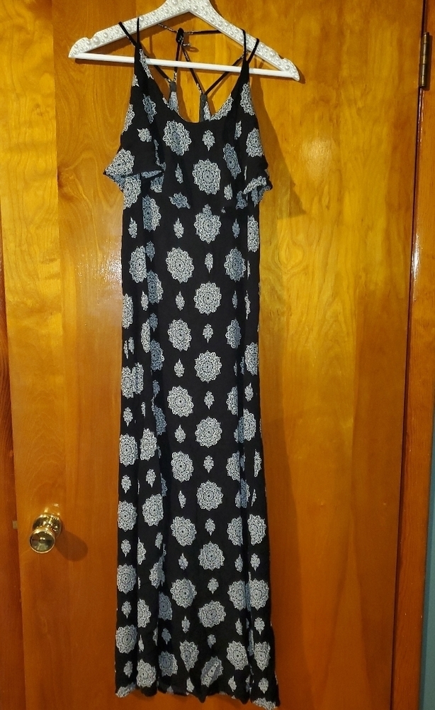ALMOST FAMOUS black and white strappy long maxi summer dress
